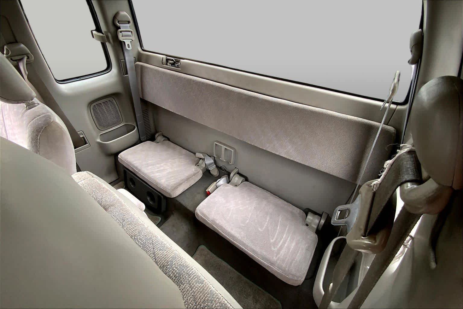 Used 2003 Lunar Mist Metallic Toyota PreRunner image 16