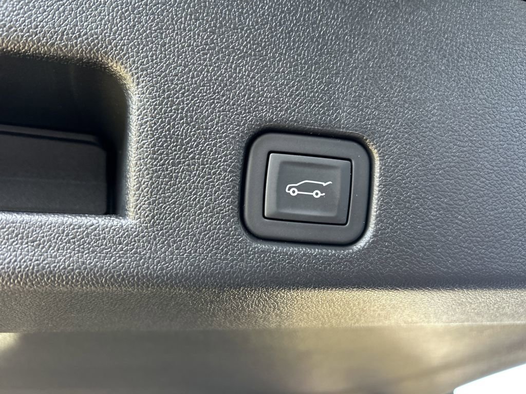2026 Buick Enclave Preferred - Photo 12