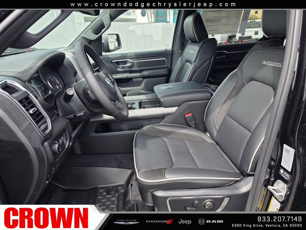 New 2026 Diamond Black Crystal Pearl-Coat Exterior Paint RAM Laramie image 15