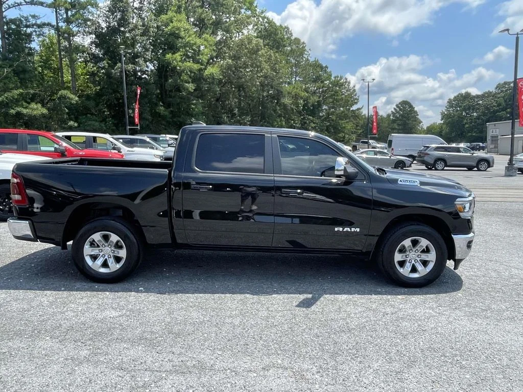 Used 2024 Diamond Black Crystal Pearlcoat Ram Laramie image 2