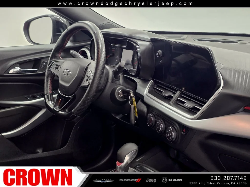 Used 2025 Red Chevrolet 1RS image 10