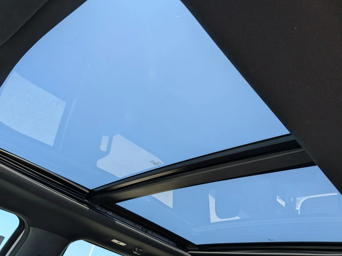 Used 2023 White Ford  image 17