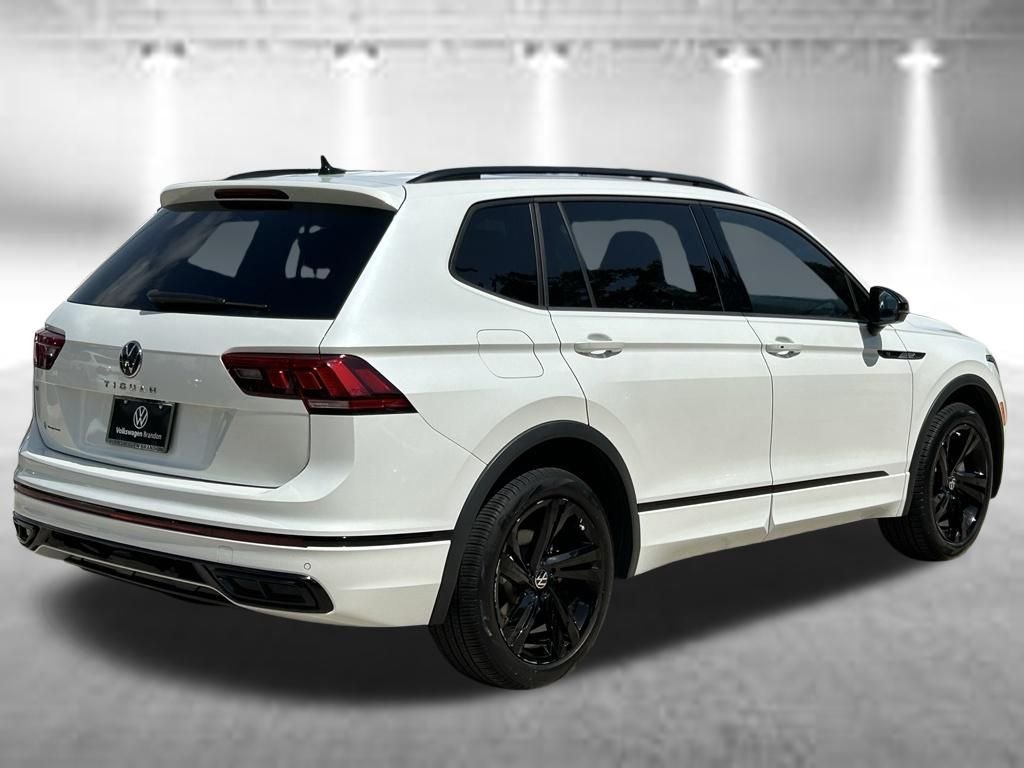 Certified Used 2023 White Volkswagen 2.0T SE R-Line Black image 4