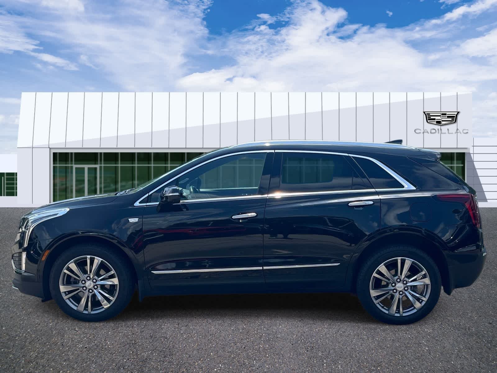 Used 2023 Stellar Black Metallic Cadillac Premium Luxury image 15
