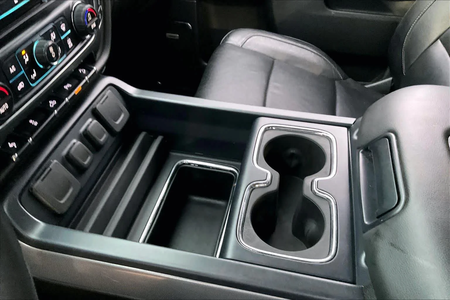 Used 2016 Tungsten Metallic Chevrolet LTZ image 31
