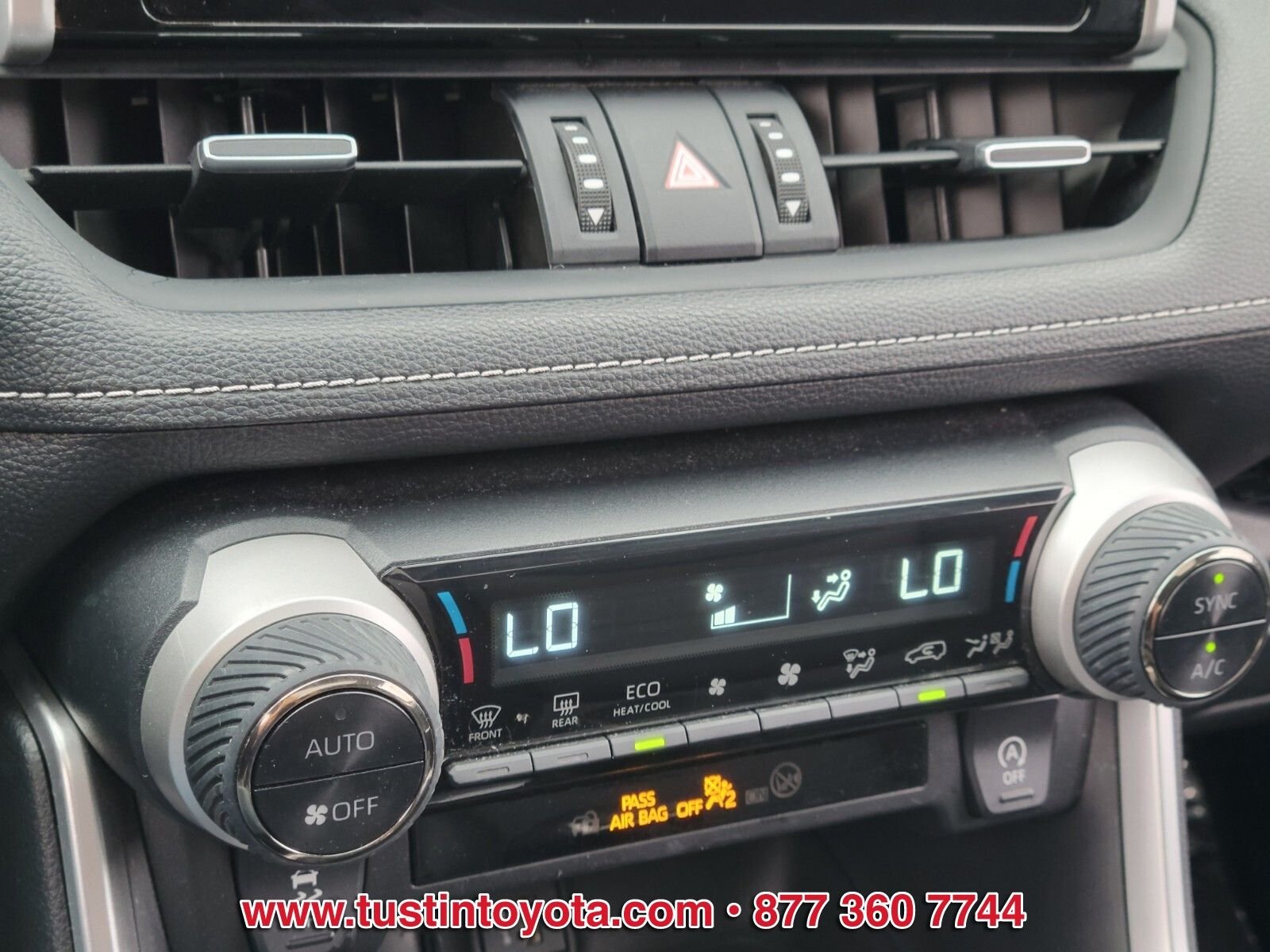 Certified Used 2023  Toyota XLE Premium image 23