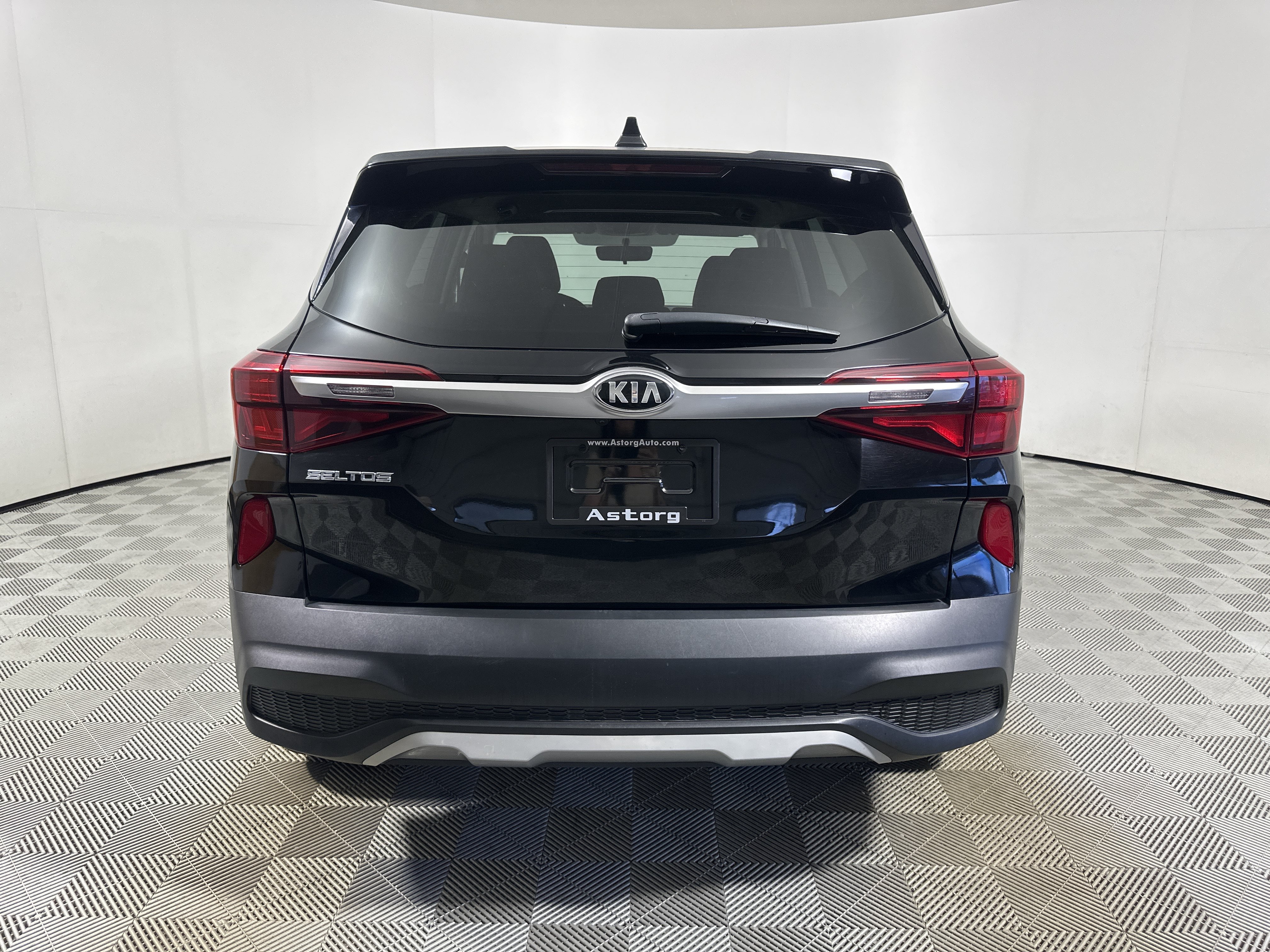 2021 Kia Seltos LX - Photo 6
