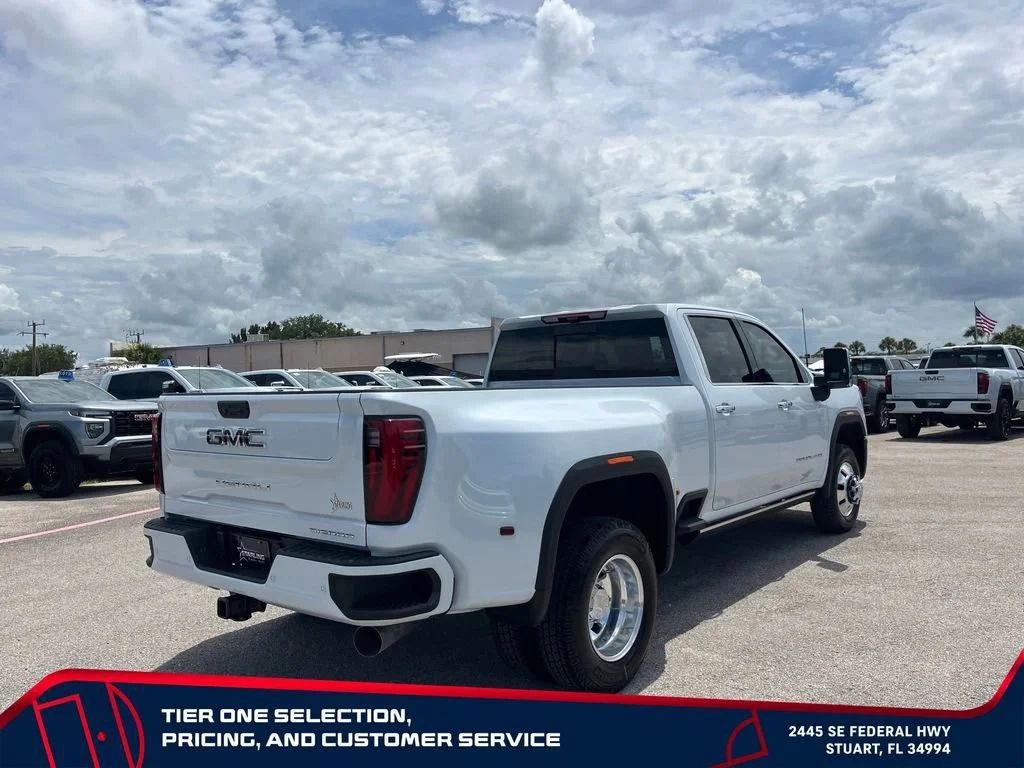 New 2026 Glacier White Tricoat GMC Denali Ultimate DRW image 7