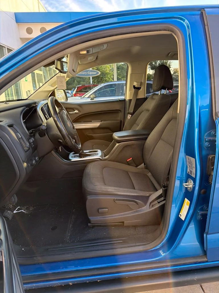 Used 2021 Blue Chevrolet LT image 12