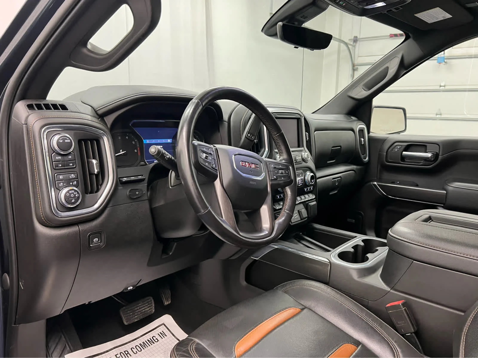 Used 2021 Dark Sky Metallic GMC AT4 image 8