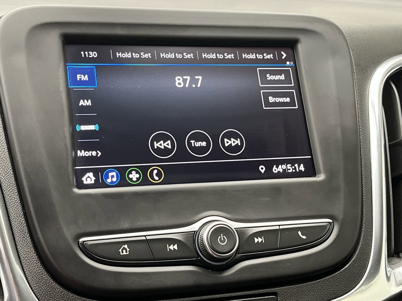 2020 Chevrolet Equinox LT - Photo 17