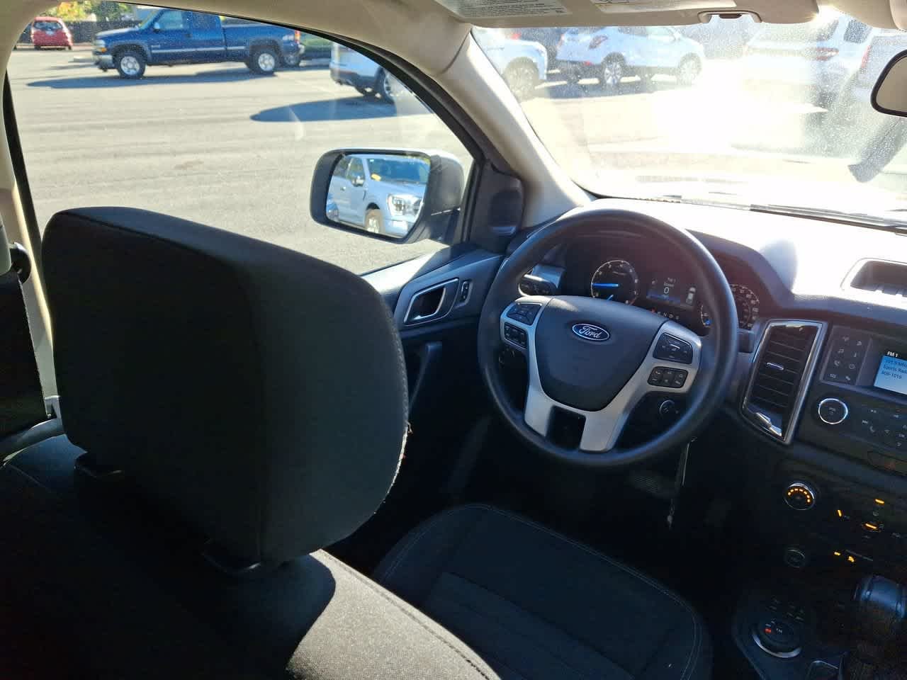 Used 2019 Oxford White Ford XLT image 12