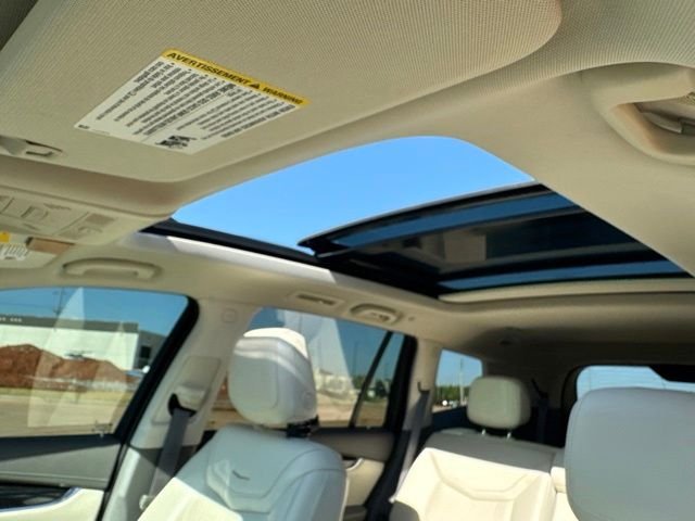 Used 2022 Blue Cadillac Premium Luxury image 10