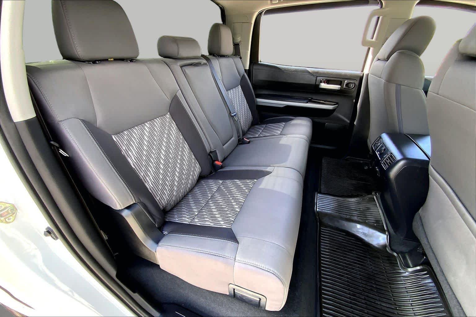 Used 2020 Super White Toyota SR5 image 19