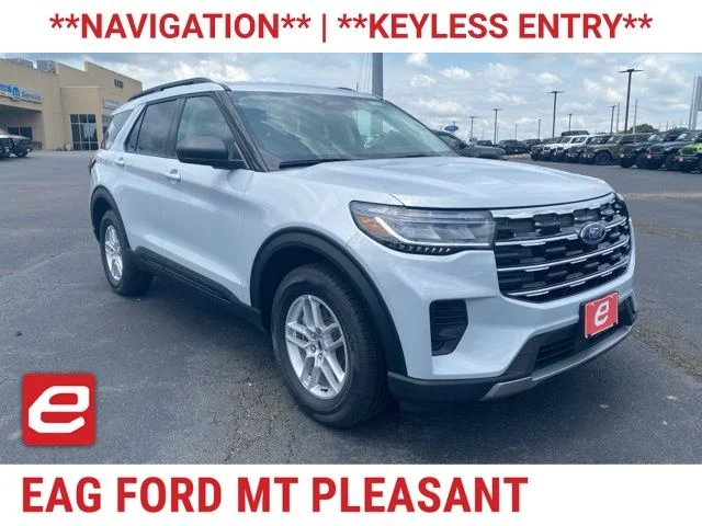 New 2026 Space White Metallic Ford Active image 1