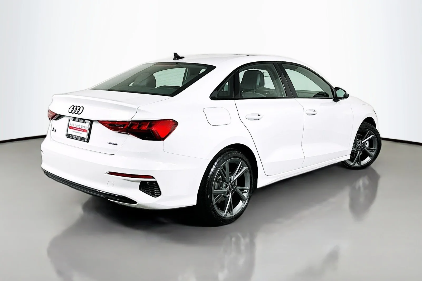 Used 2024 Ibis White Audi Premium image 14