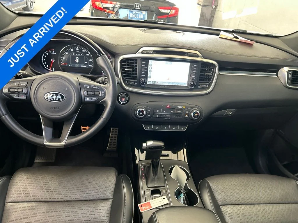 Used 2017 Snow White Pearl Kia SX Limited image 5
