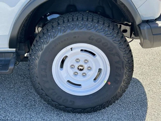 New 2026 White Ford Heritage Edition image 7