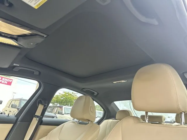 Used 2019 Black BMW 330i image 23