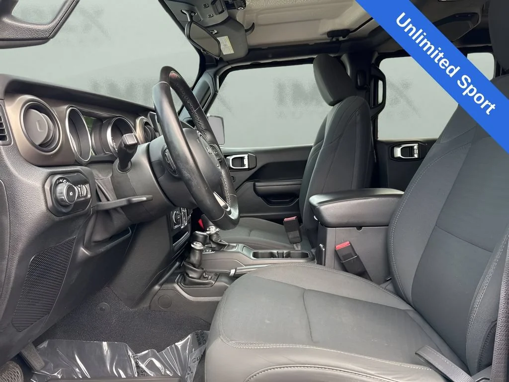 Used 2021 Black Jeep Unlimited Sport S image 9