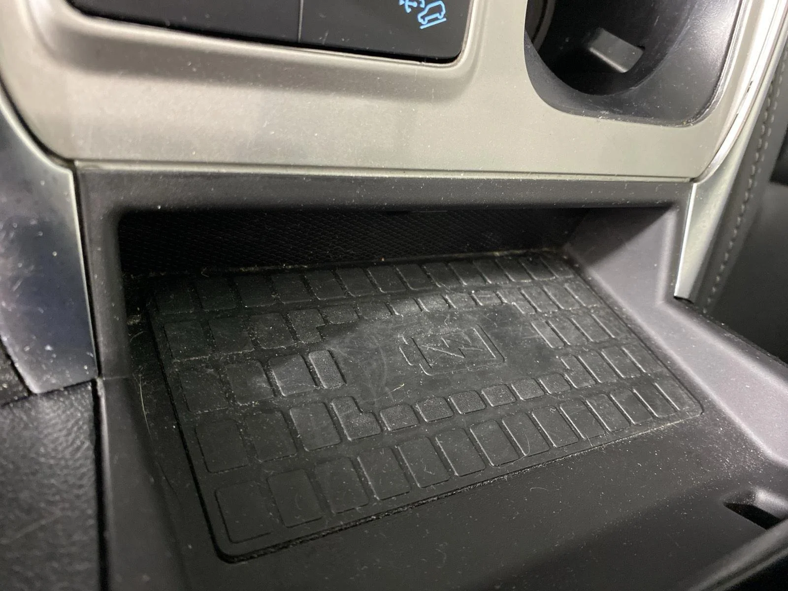 Used 2023 Agate Black Metallic Ford XLT image 25