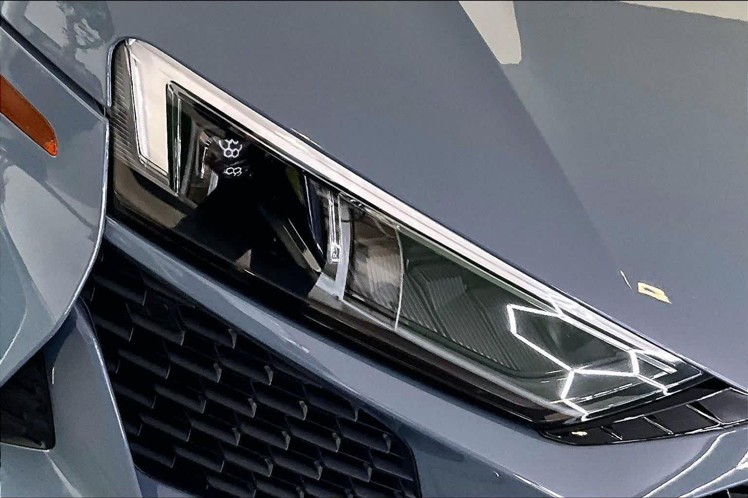 Used 2020 Kemora Gray Metallic Audi V10 performance image 23