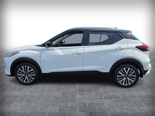 2023 Nissan Kicks SV photo 3