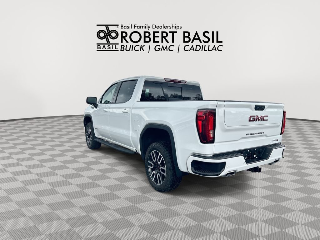 Used 2023 White GMC AT4 image 6