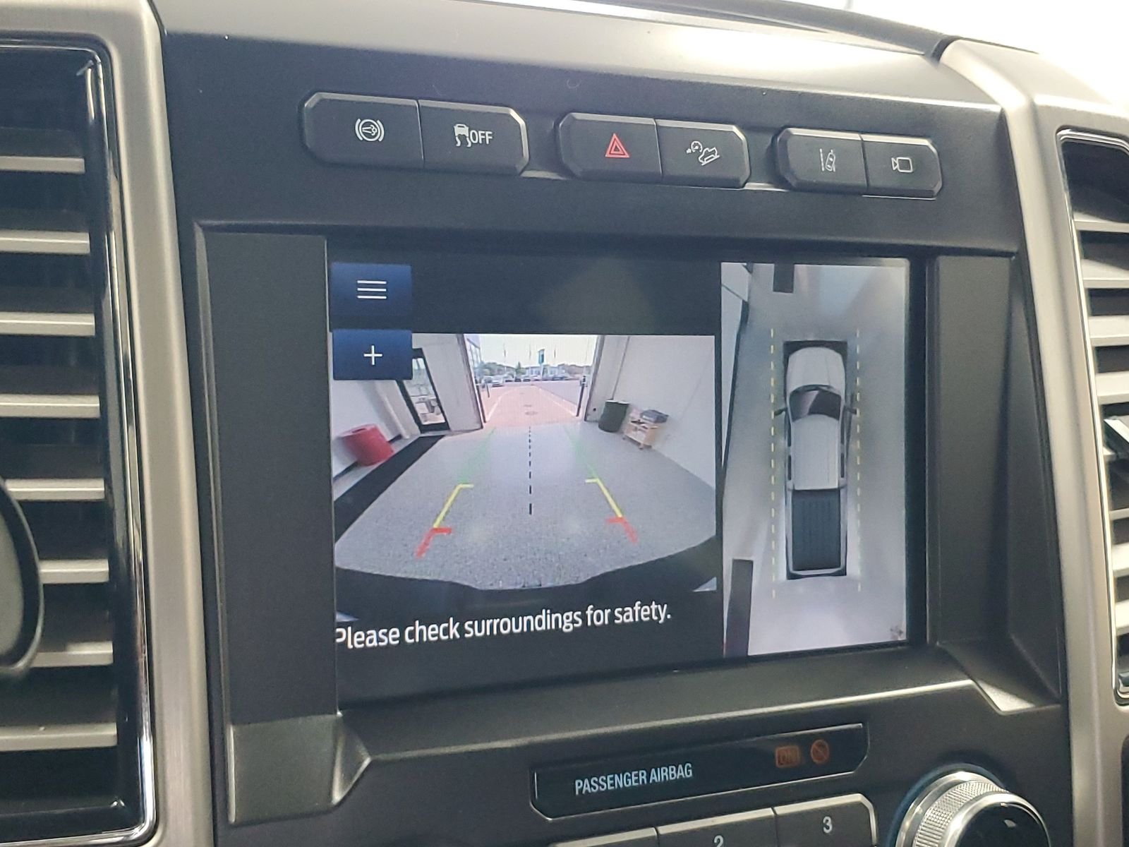 Used 2020 Black Ford Platinum image 24
