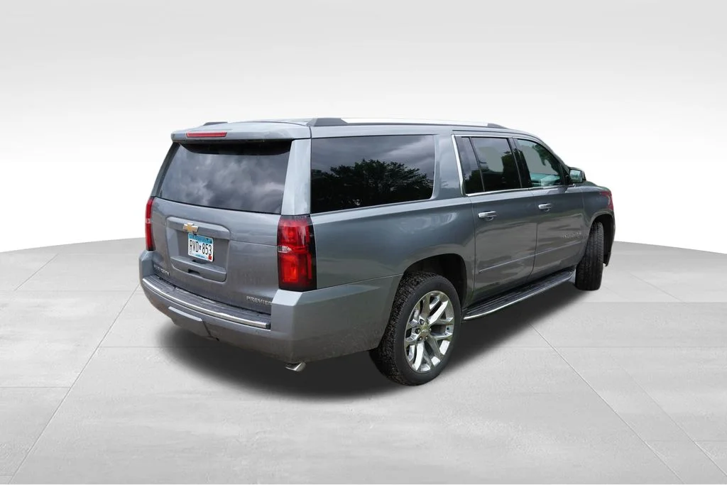 Used 2020 Gray Chevrolet Premier image 3