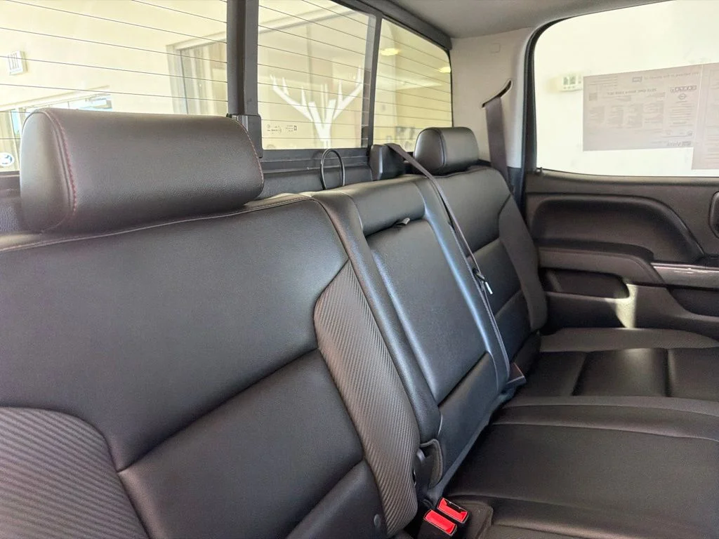 Used 2015 White Diamond Tricoat GMC SLT image 34