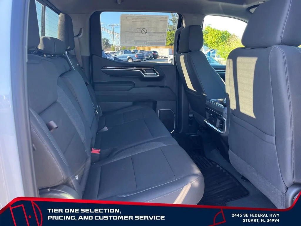 New 2026 Summit White GMC Elevation image 17