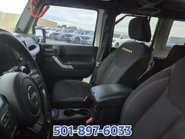 Used 2014 White Jeep Unlimited Sahara image 7