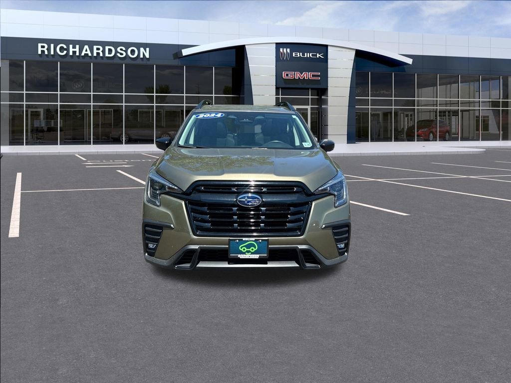 Used 2024 Green Subaru Onyx Edition 7-Passenger image 8