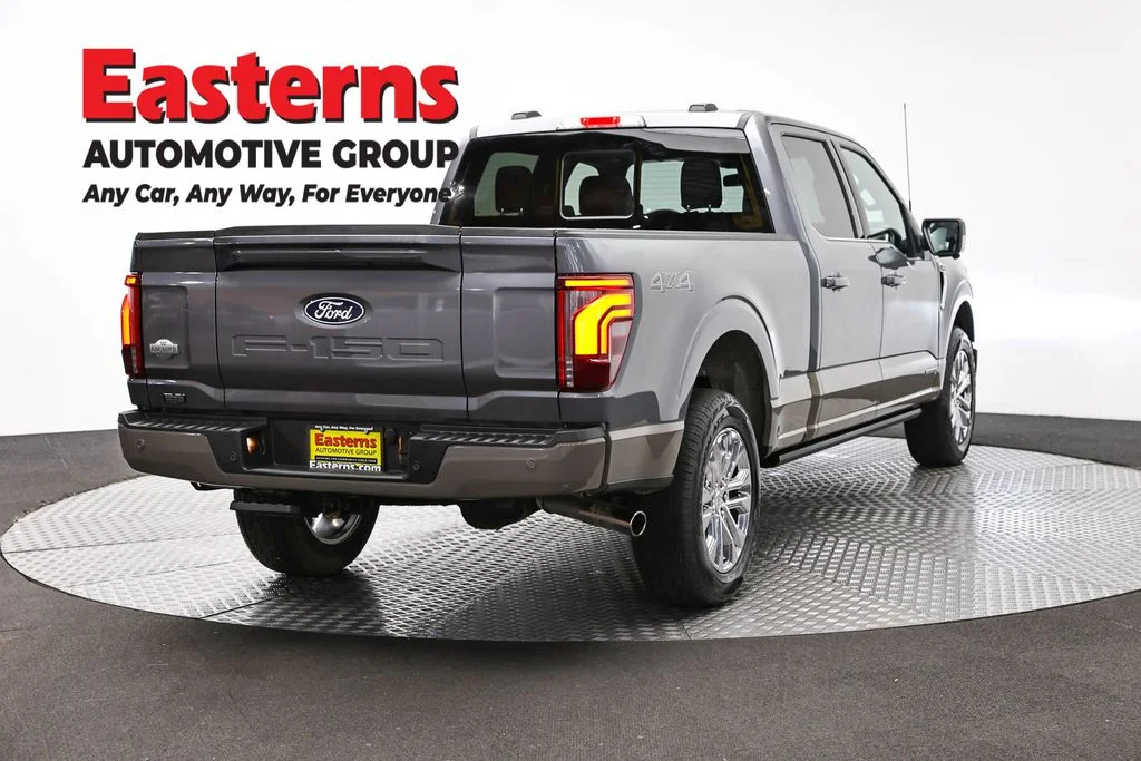 Used 2025 Gray Ford King Ranch image 5