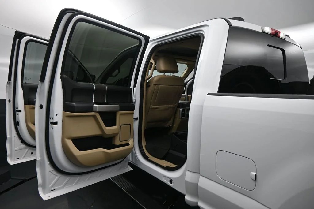 Used 2021 White Ford Lariat image 18