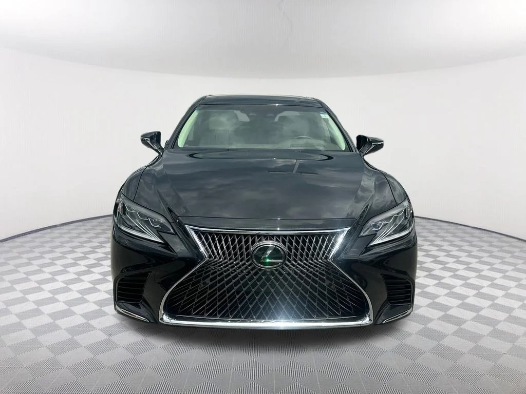 Used 2018  Lexus 500 Base image 2