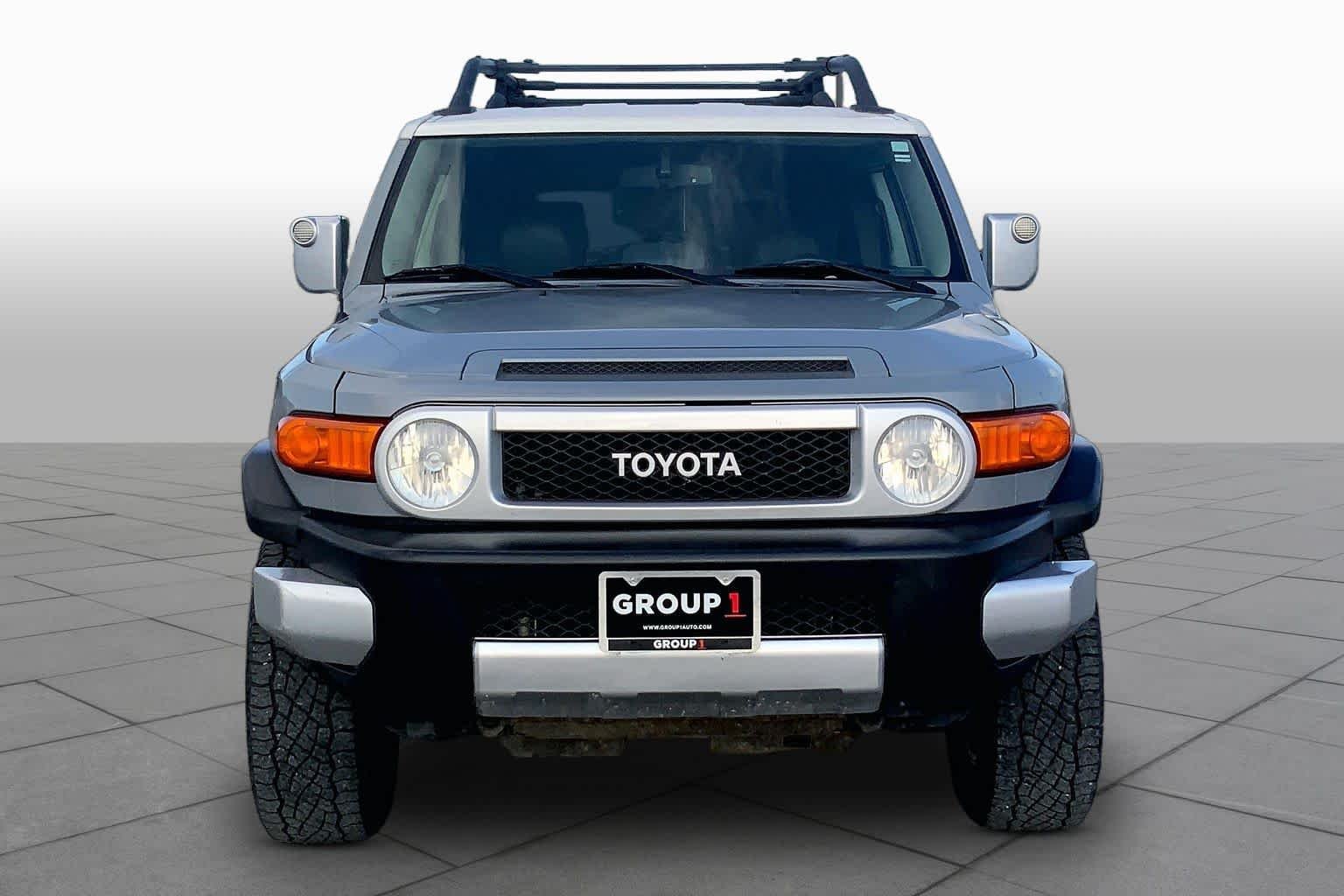 Used 2014 Cement Toyota  image 4