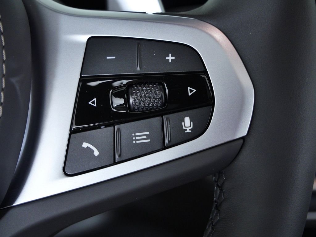New 2026 Black Sapphire Metallic BMW xDrive40i image 41