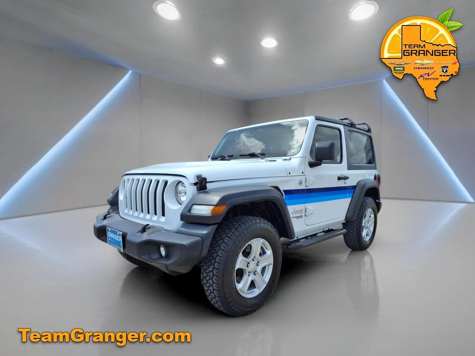 Used 2020 White Jeep Sport S image 3
