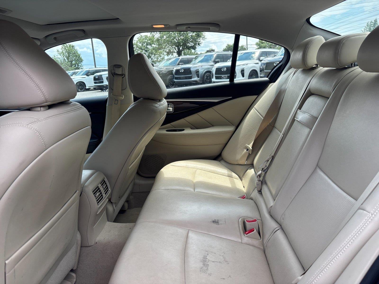 Used 2015 Black Obsidian INFINITI Premium image 33