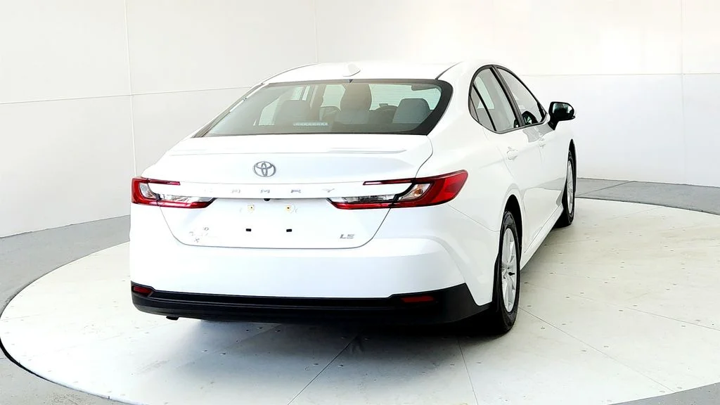 Used 2025 White Toyota LE image 5