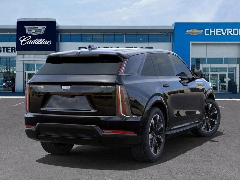 Used 2025  Cadillac Luxury 1 image 4