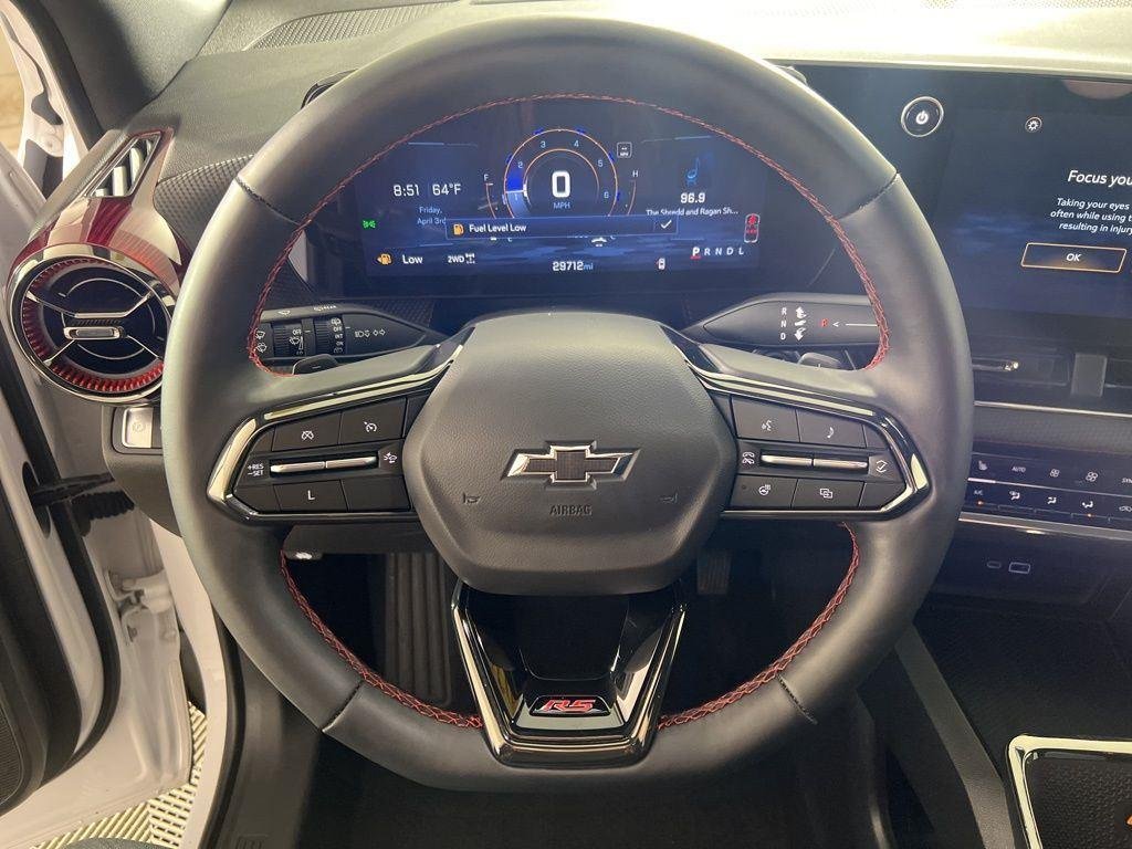 Used 2025 Pearl Chevrolet RS image 4