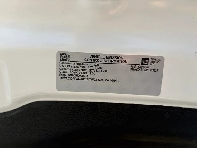Used 2024 Summit White Chevrolet LT image 10