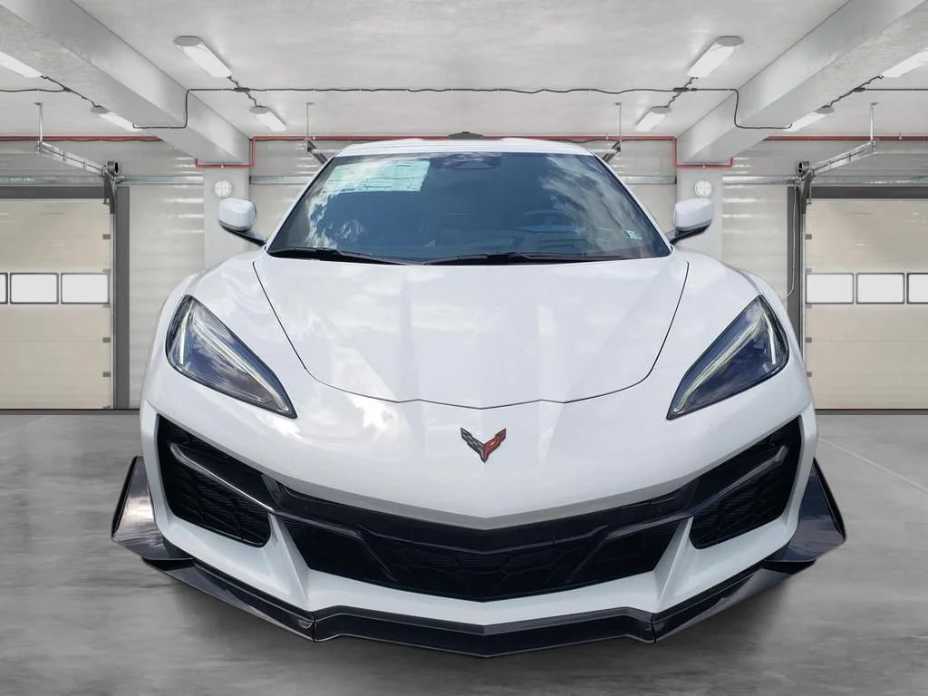 New 2026 Arctic White Chevrolet 3LZ image 9