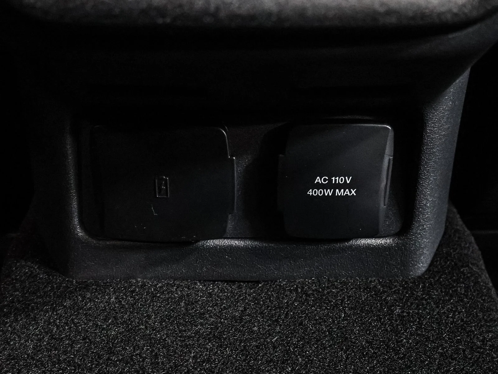 New 2026 Avalanche Gray Ford Badlands® image 24