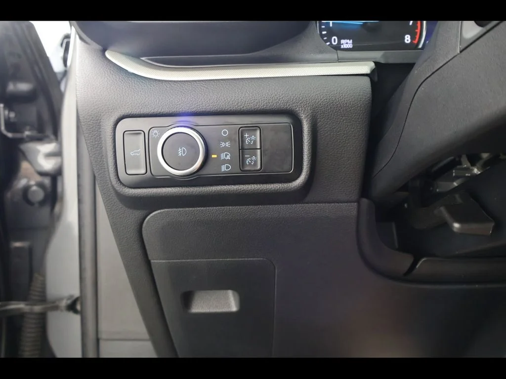 2024 Ford Explorer XLT - Photo 28