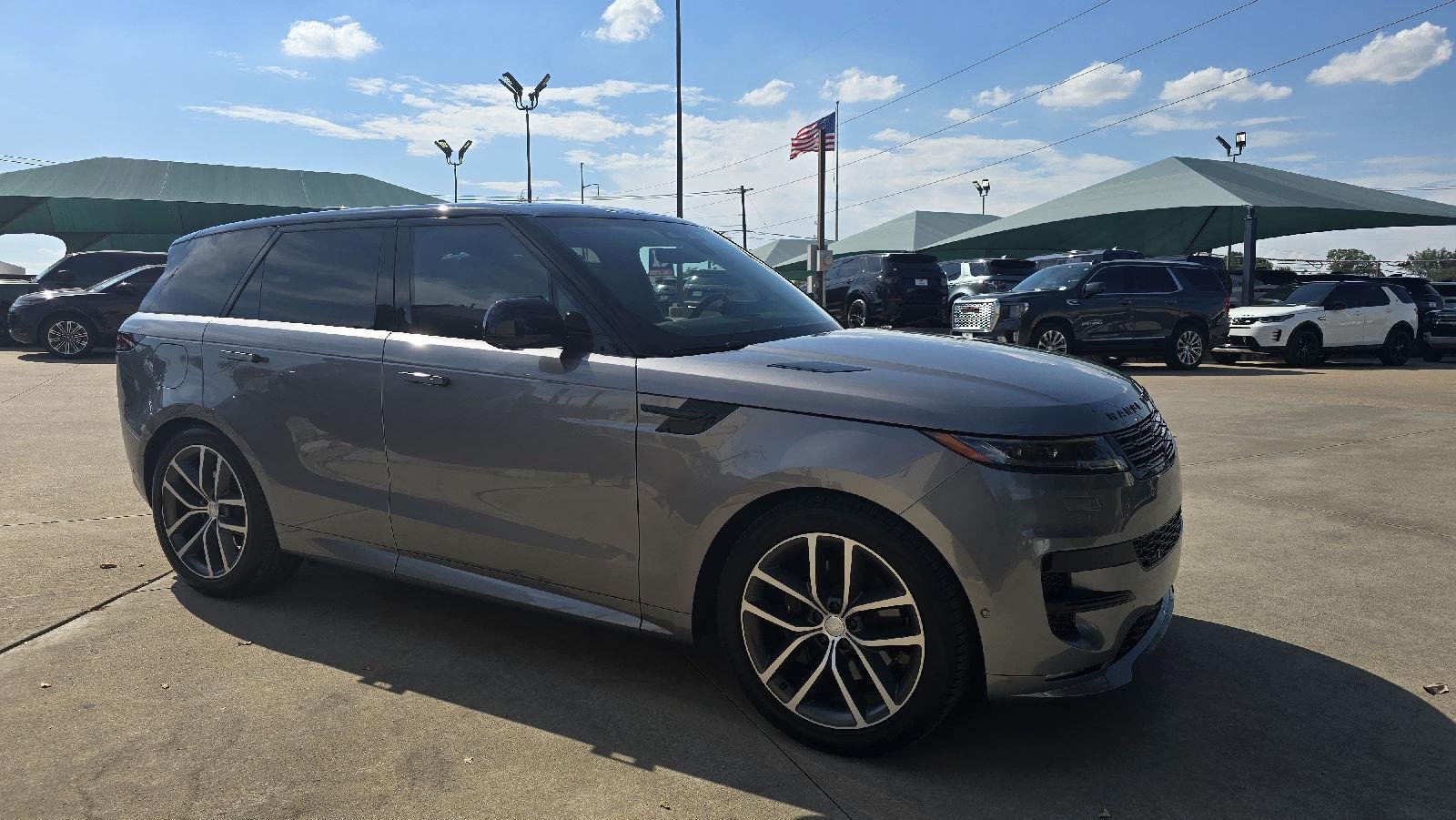 Used 2024 Eiger Gray Land Rover P400 Dynamic SE image 5