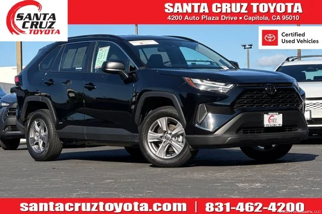 2025 Toyota RAV4 Hybrid LE